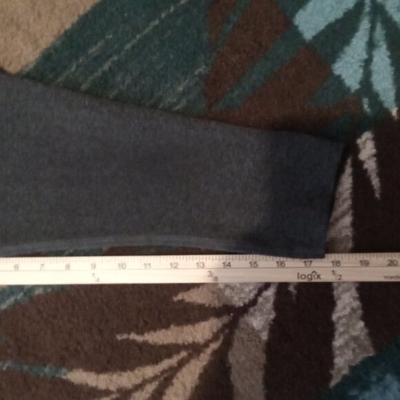 NOBULL Gray Leggings Stretchy Cropped Gym Runing - Picture 7 of 9